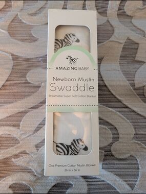 Amazing Baby Premium Cotton Newborn Muslin Swaddle - Zebra Print NIB